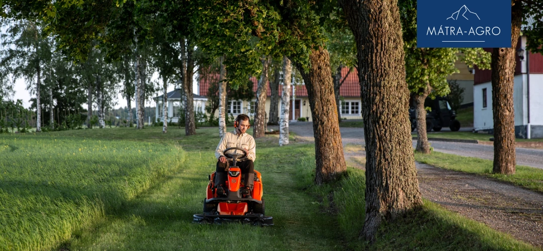 fűnyíró traktor