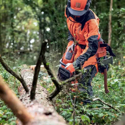 Husqvarna 550 XP G Mark II benzinmotoros láncfűrész