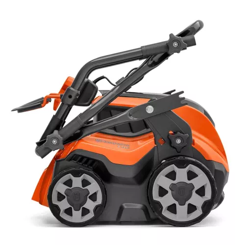 Husqvarna S 138i (akkumulátorral és töltővel)