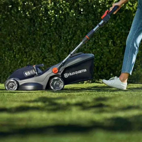 Husqvarna Aspire LC34-P4A (akkumulátor és töltő nélkül)