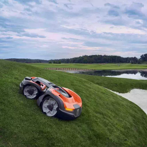 Husqvarna Automower 535AWD robotfűnyíró