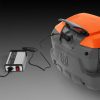Husqvarna R 112iC vágóasztallal