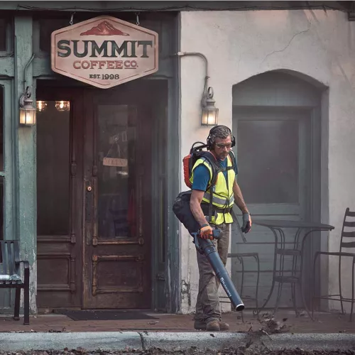 Husqvarna 550IBTX lombfúvó (akkumulátor és töltő nélkül)