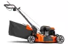 Husqvarna LC 356V fűnyíró oldalnézetből, összecsukható tolókarral